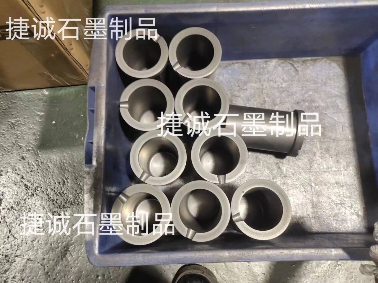 石墨單環坩堝，高純石墨坩堝，石墨坩堝，石墨匣缽坩堝，等靜壓石墨坩堝，石墨坩堝加工，石墨坩堝生產廠家